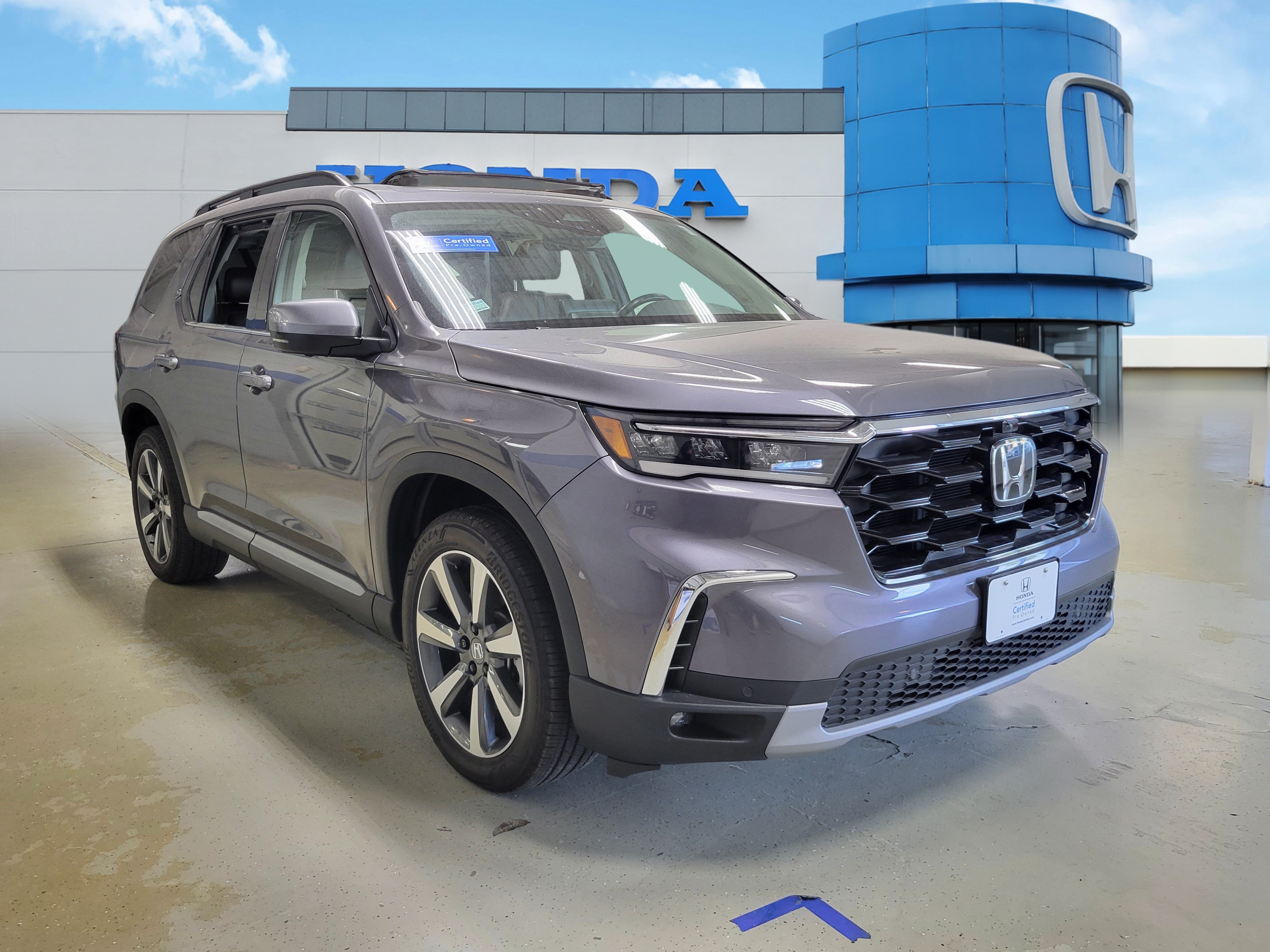 Certified 2025 Honda Pilot Elite image 33