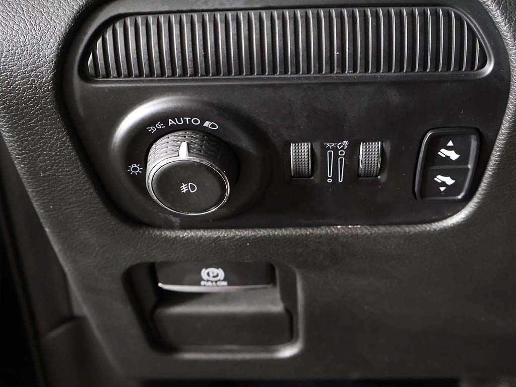 Used 2022 Jeep Wagoneer Series III w/ Flexible Seating Group AWD/4WD image 42