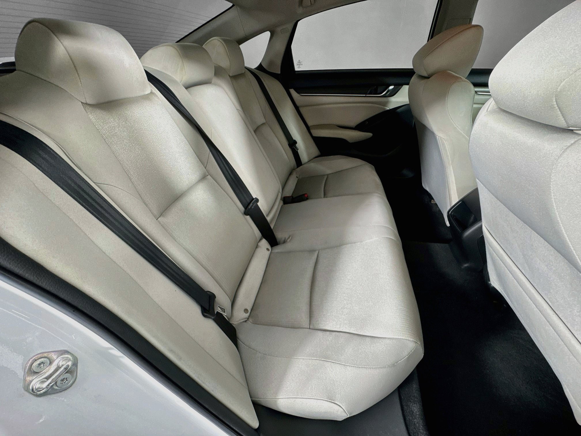 Certified 2018 Honda Accord LX image 24