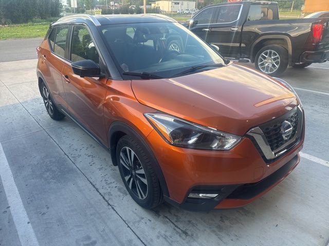 Used 2018 Nissan Kicks SR w/ Interior Electronics Package FWD image 1