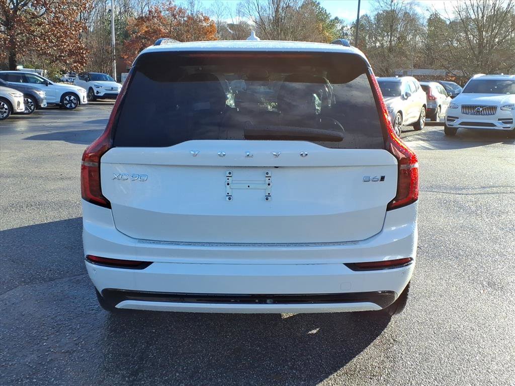 New 2026 Volvo XC90 B6 Ultra w/ Protection Package Premier AWD/4WD image 4