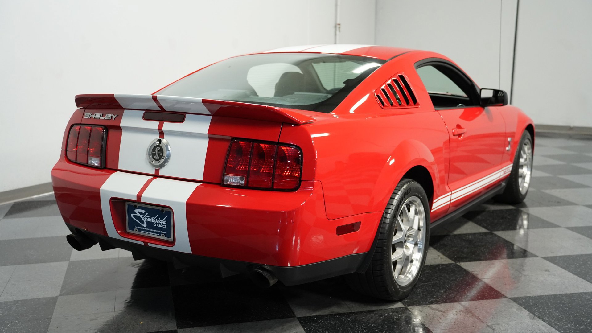 Used 2009 Ford Mustang Shelby GT500 RWD image 10