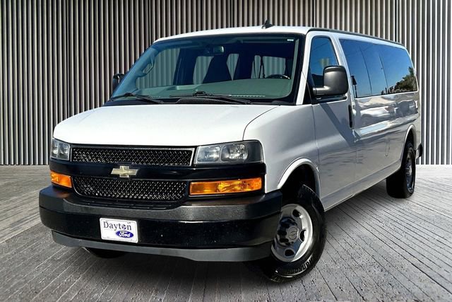 Used 2020 Chevrolet Express 3500 LS image 1