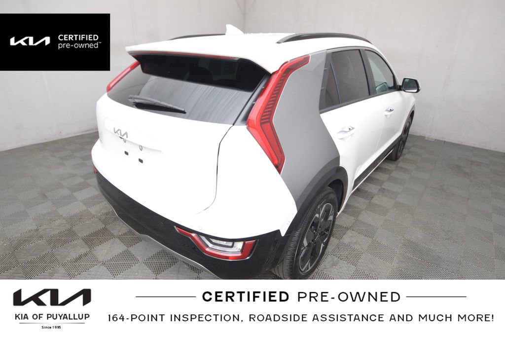 Certified 2023 Kia Niro Wave w/ Wave Preserve Package image 6
