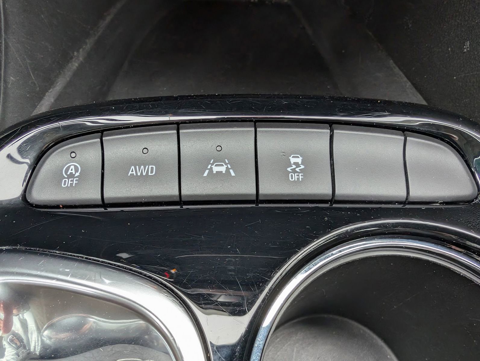 Certified 2024 Buick Encore GX Sport Touring image 18