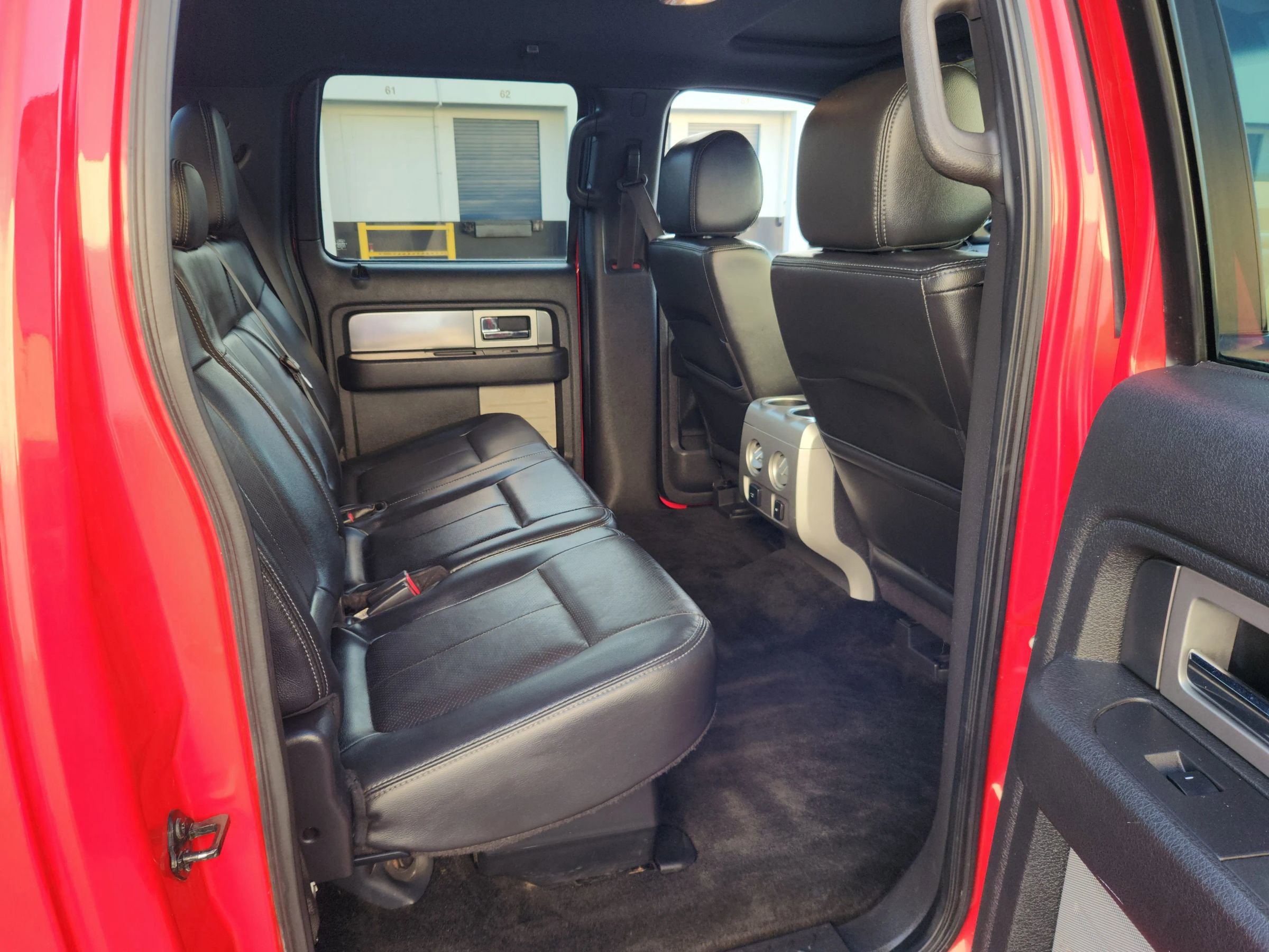 Used 2014 Ford F150 FX4 w/ Equipment Group 402A Luxury AWD/4WD image 18