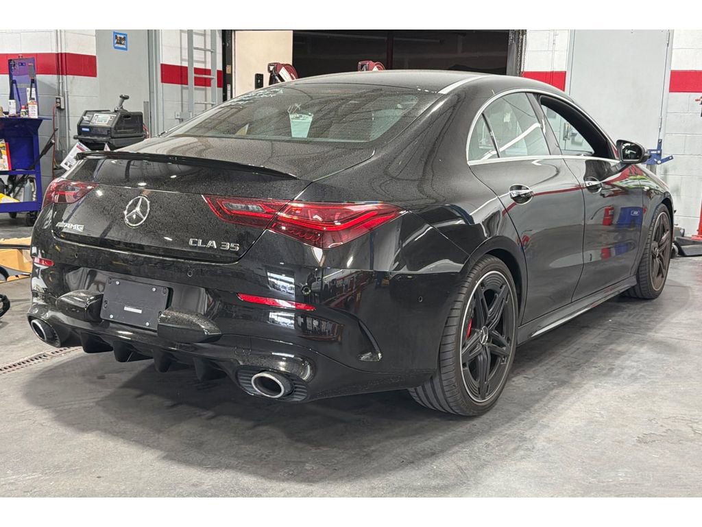 Used 2025 Mercedes-Benz CLA 35 AMG 4MATIC image 5