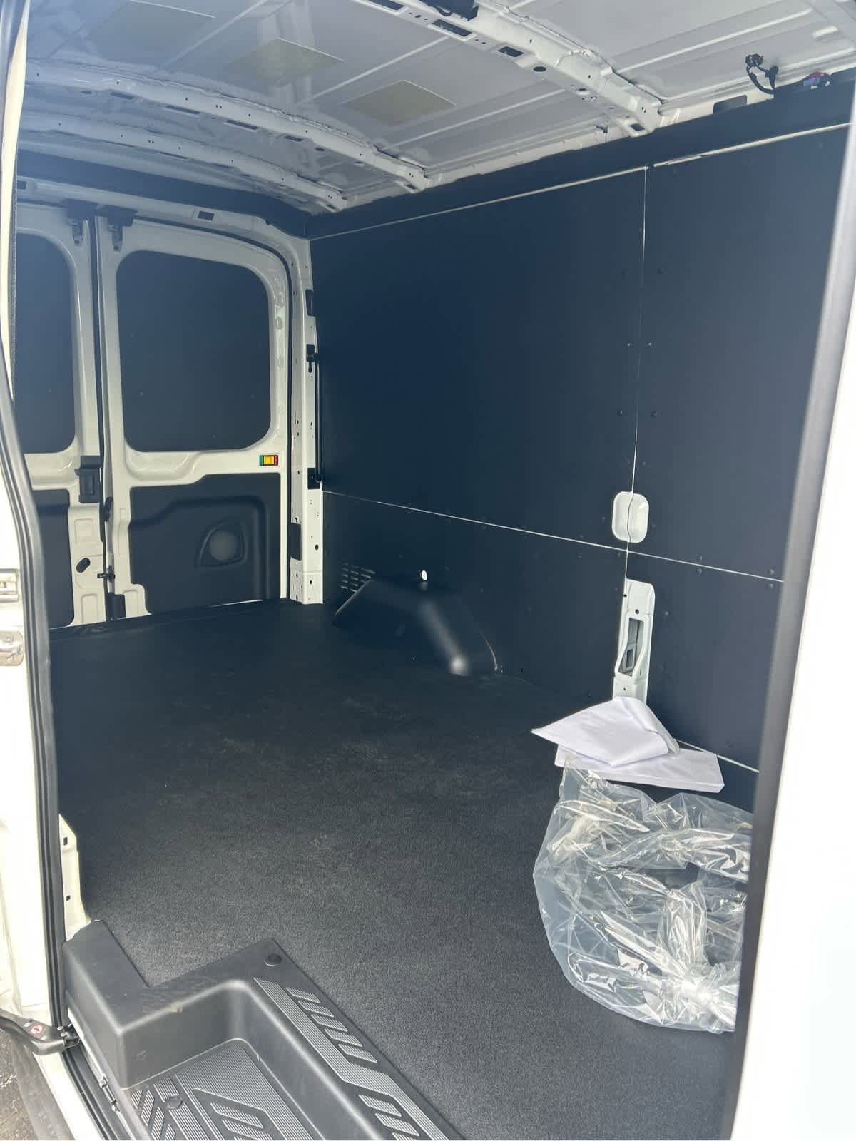 New 2026 Ford Transit 150 148 Medium Roof w/ Load Area Protection Package RWD image 12