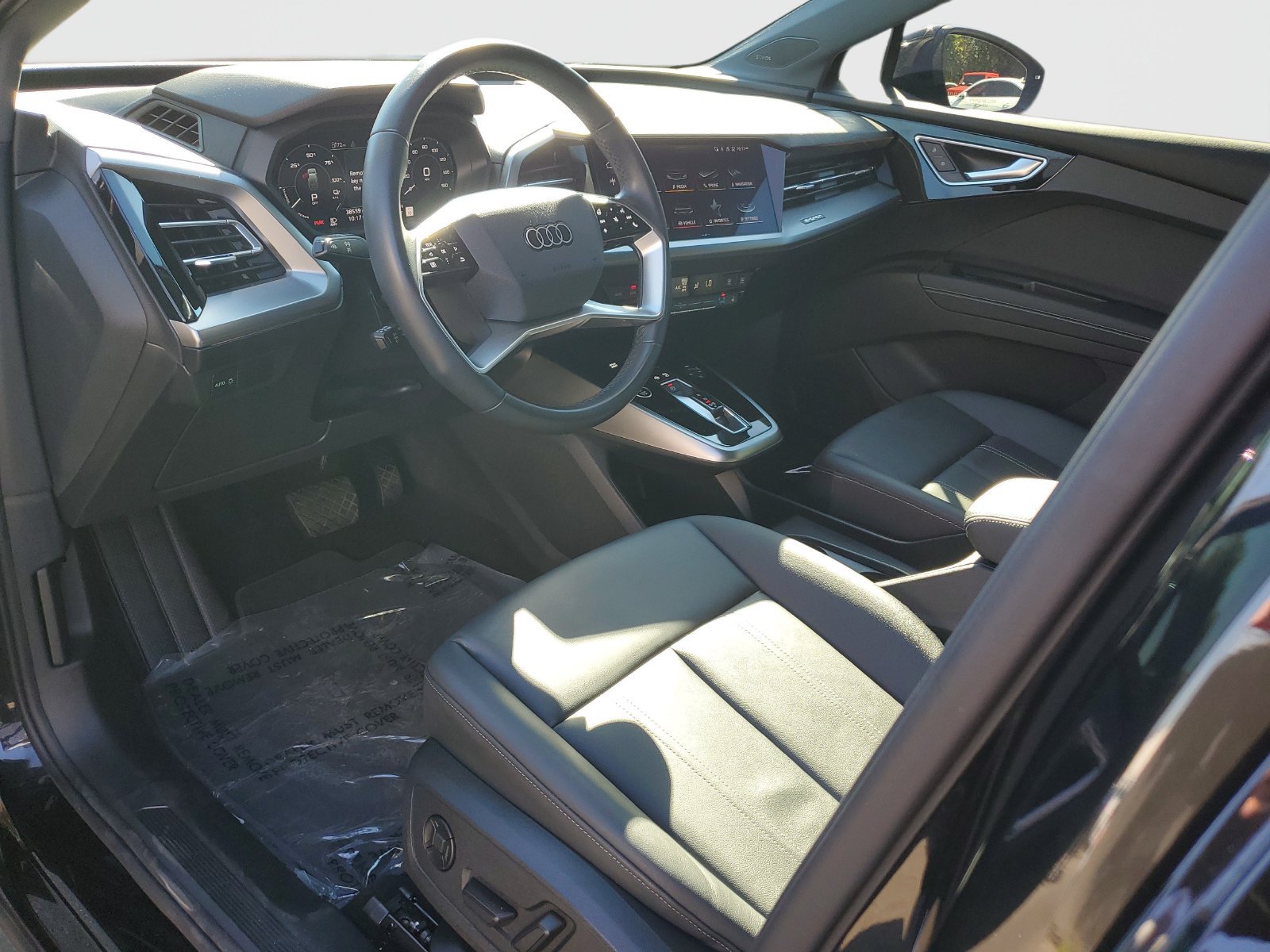 Used 2023 Audi Q4 e-tron Premium Plus w/ Premium Plus RWD image 19