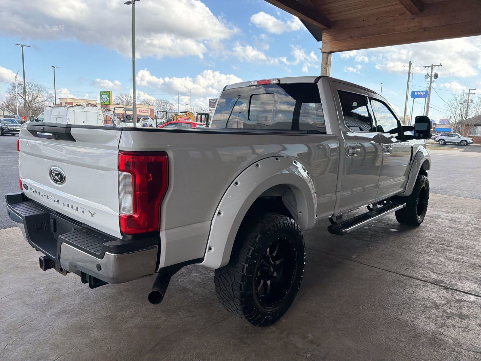 Used 2019 Ford F250 Lariat w/ Lariat Value Package AWD/4WD image 24