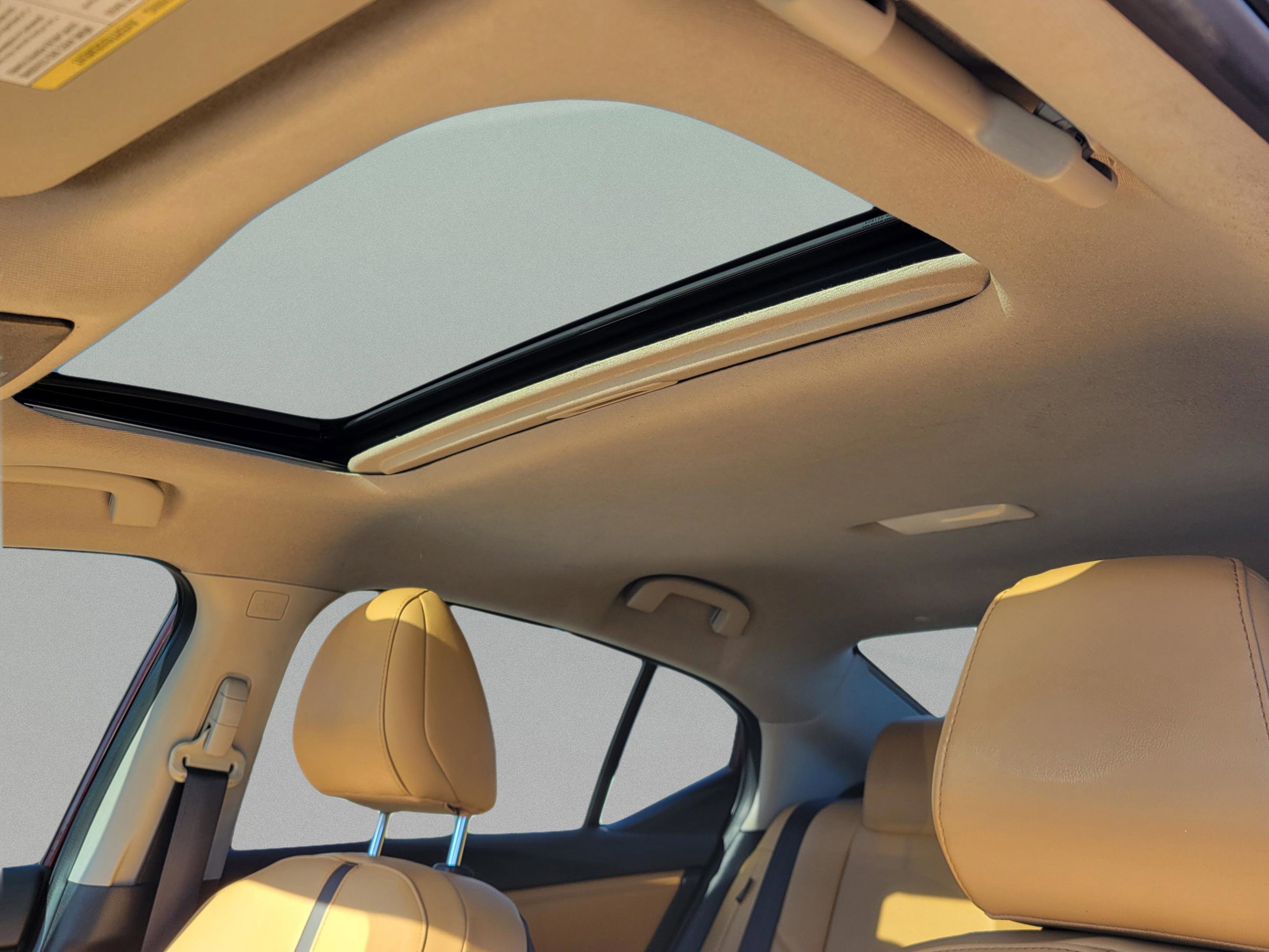 Certified 2022 Nissan Sentra SV w/ SV Premium Package image 29