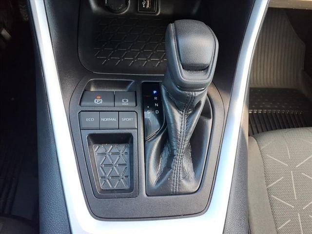 Used 2024 Toyota RAV4 XLE image 13