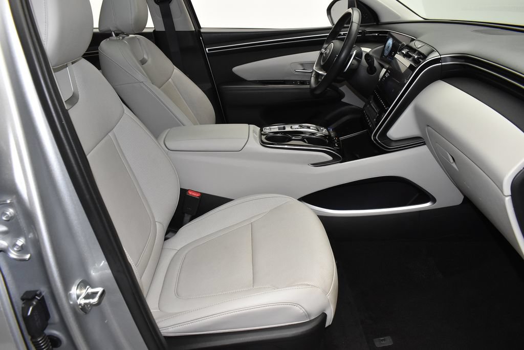 Used 2023 Hyundai Tucson Limited AWD/4WD image 23