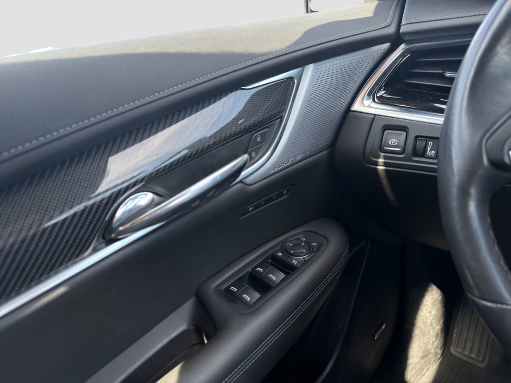 Used 2024 Cadillac XT6 Sport AWD/4WD image 12