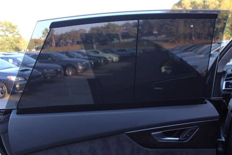 Used 2020 Audi Q8 Prestige w/ Prestige Package image 29