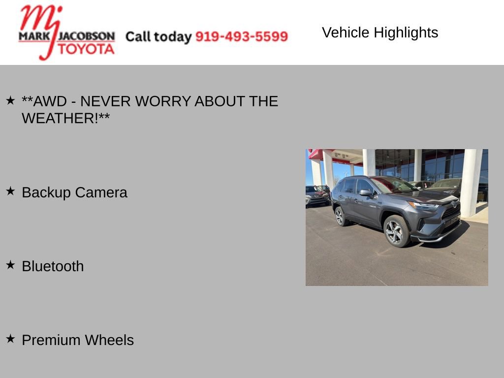 Used 2023 Toyota RAV4 SE w/ Weather & Moonroof Package image 6