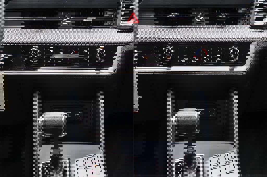 Used 2024 Kia Sportage LX image 14