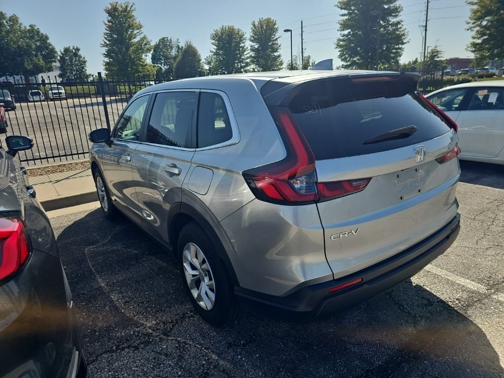 Used 2025 Honda CR-V LX image 7