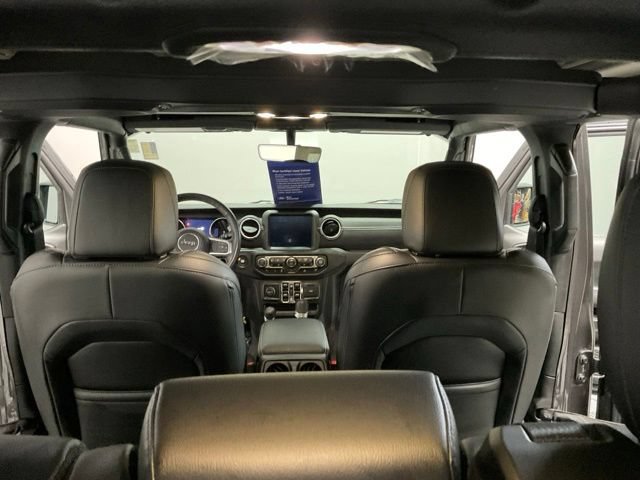 Used 2022 Jeep Wrangler Unlimited Sahara w/ Cold Weather Group AWD/4WD image 30