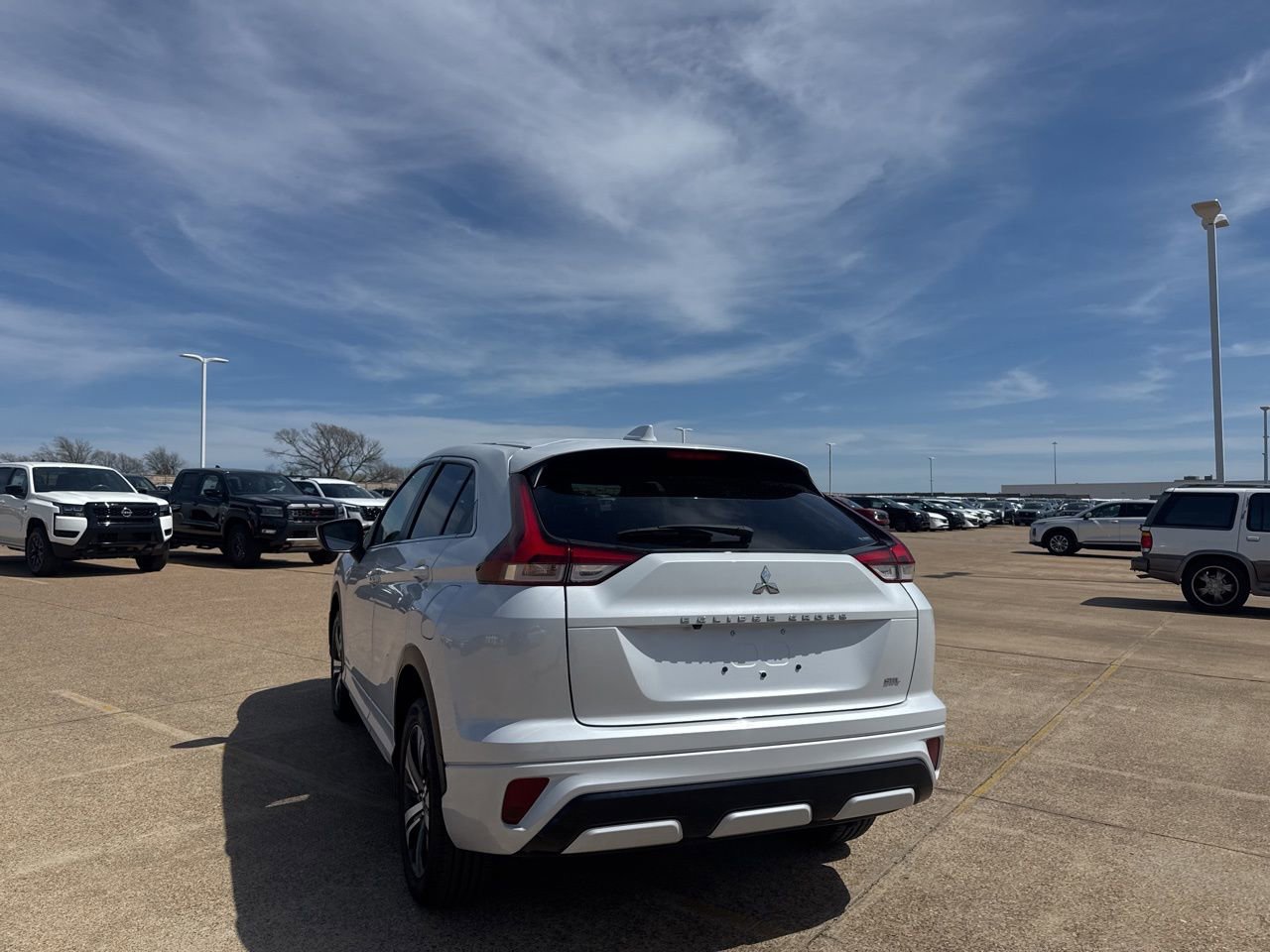 Used 2025 Mitsubishi Eclipse Cross SEL image 17
