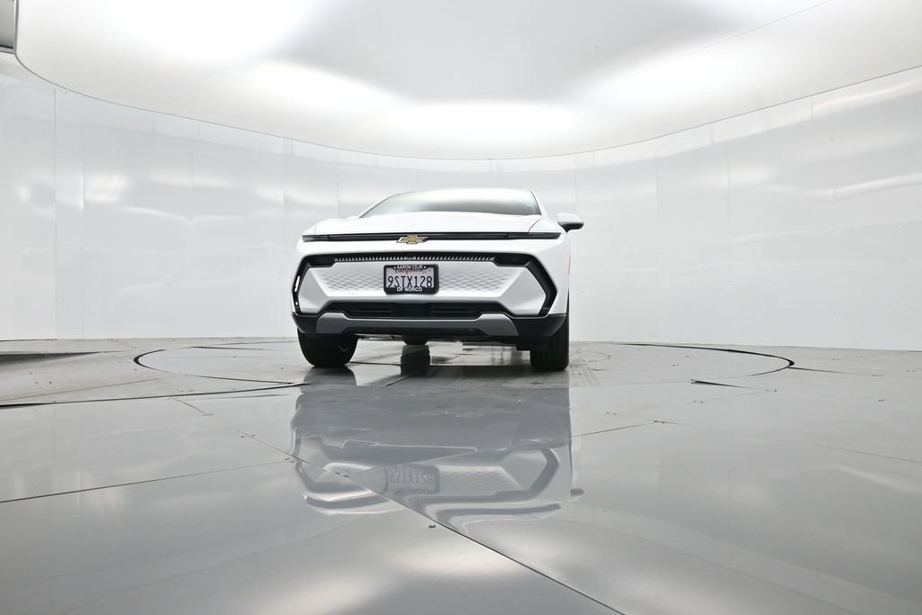 Used 2025 Chevrolet Equinox EV LT w/ Convenience Package image 43