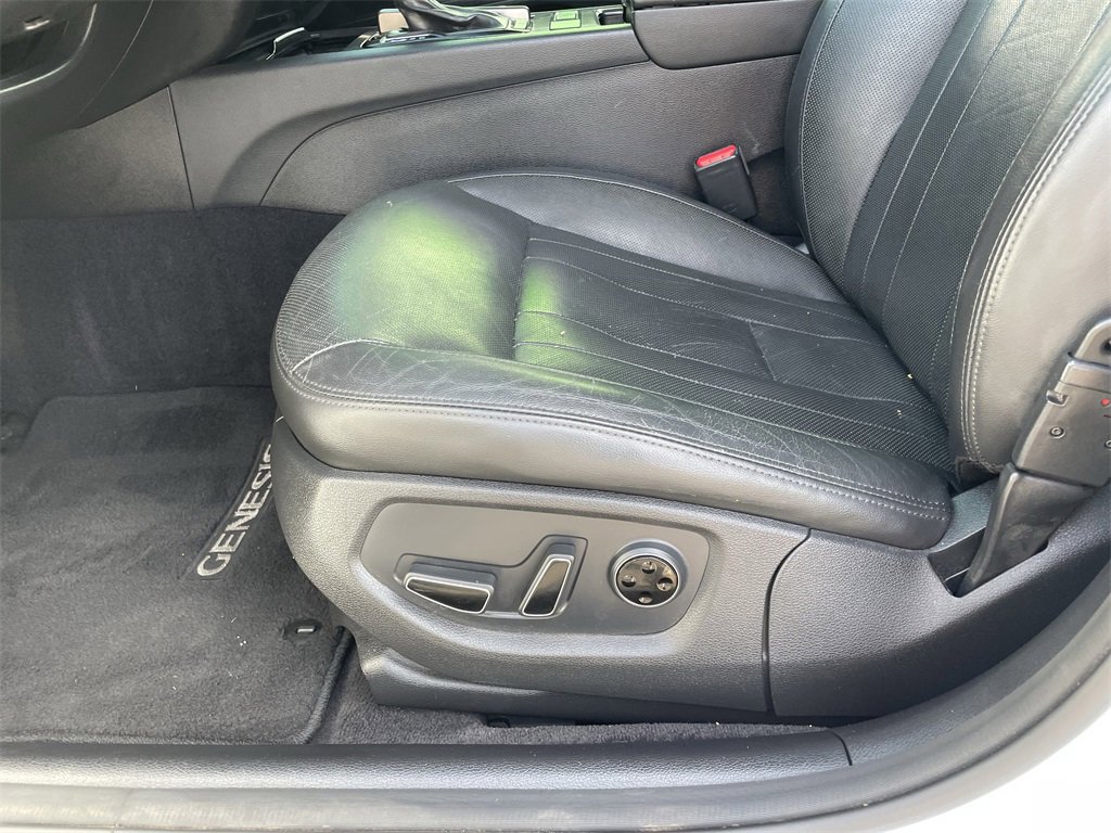 Used 2017 Genesis G80 3.8 image 18