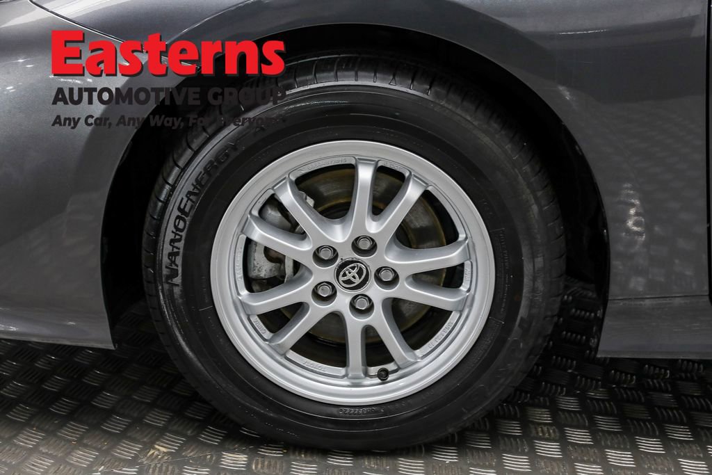 Used 2022 Toyota Prius Prime LE image 30