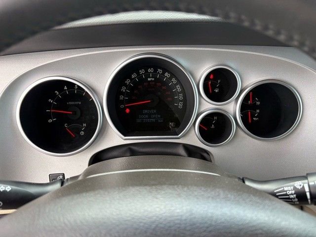 Used 2008 Toyota Sequoia Limited image 31