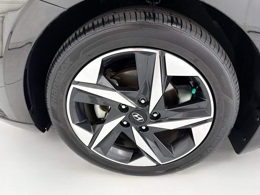 Used 2023 Hyundai Elantra SEL w/ Convenience Package FWD image 29