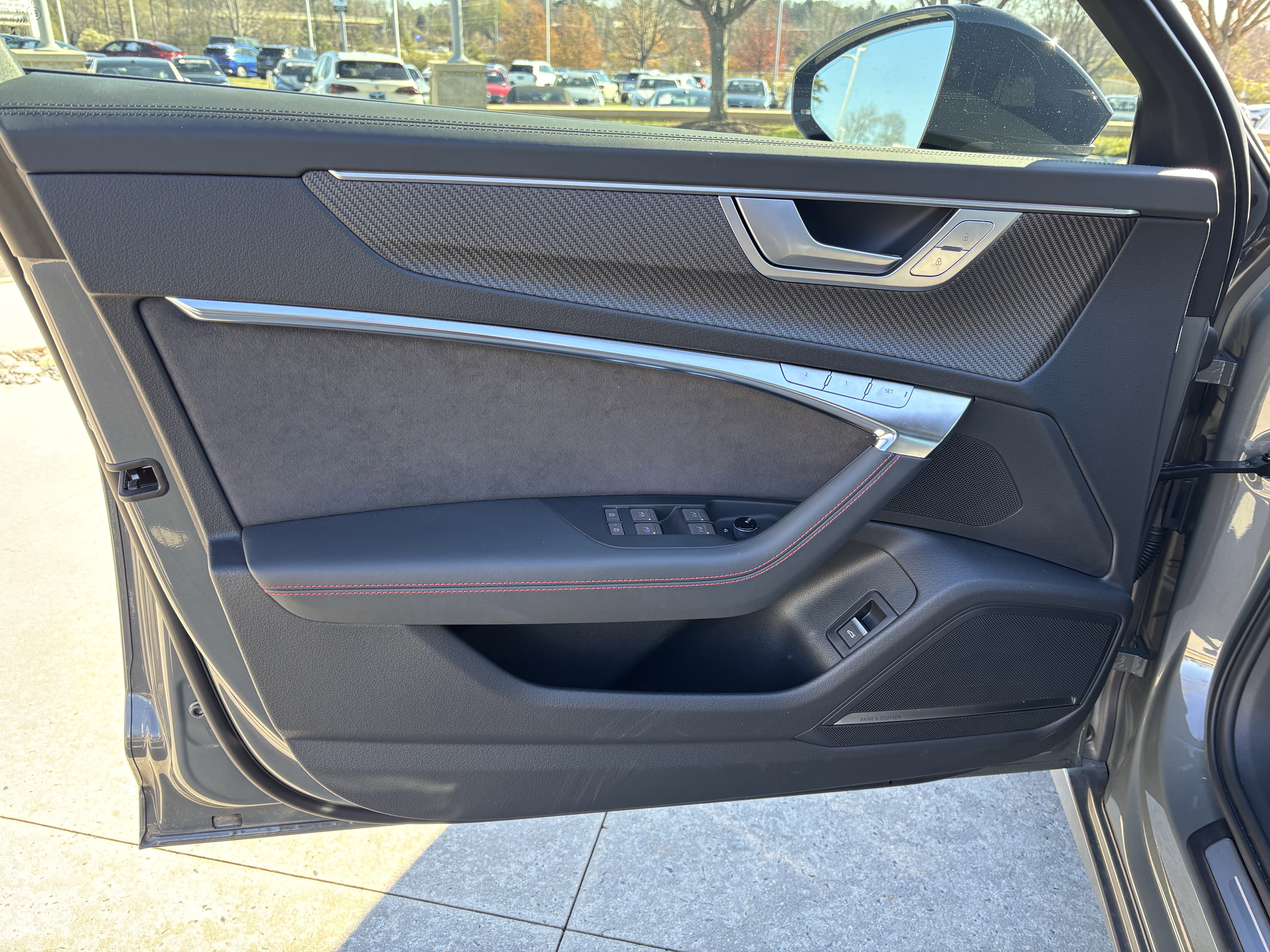 Certified 2025 Audi S6 Premium Plus image 14