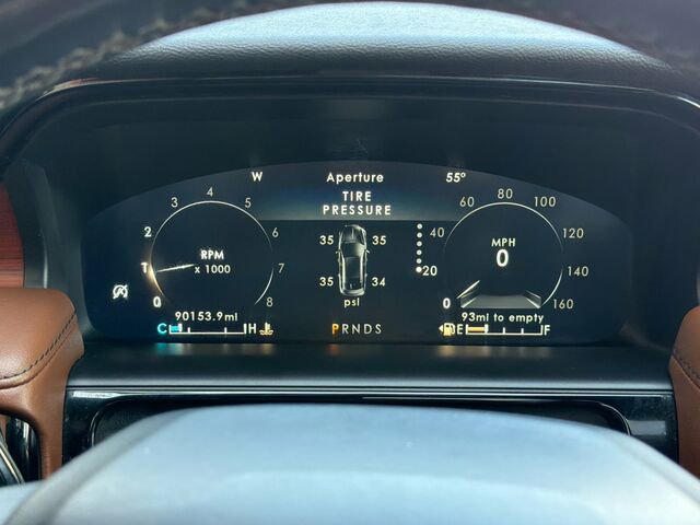 Used 2021 Lincoln Nautilus Reserve image 32