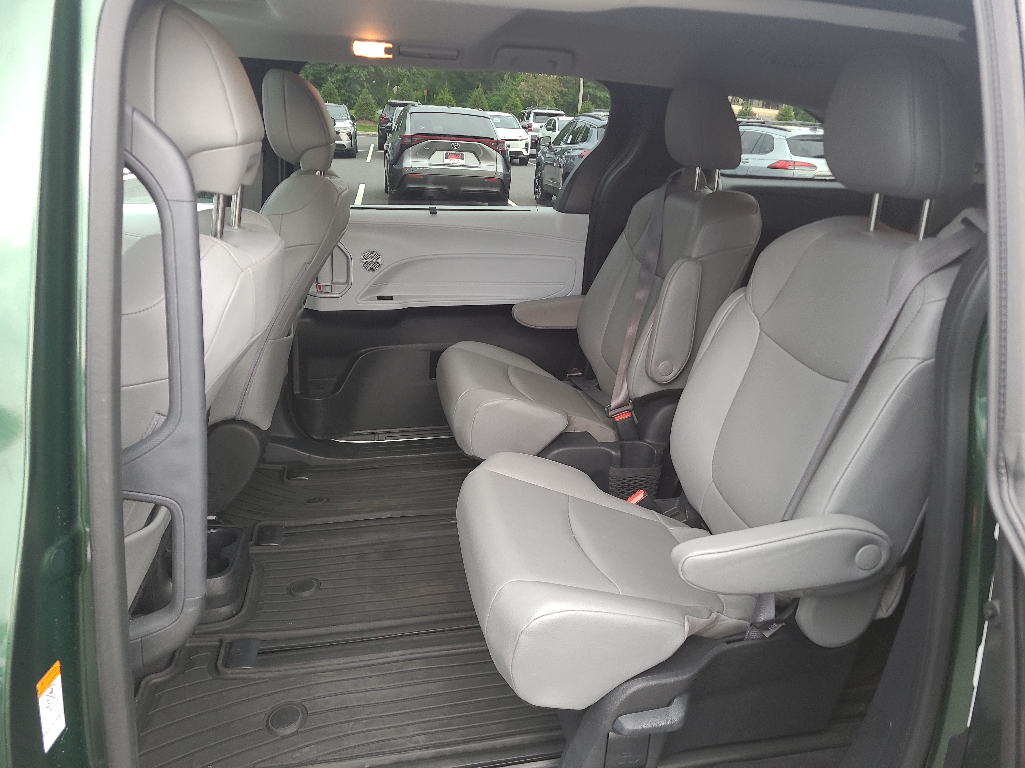 Certified 2025 Toyota Sienna XLE w/ XLE Plus Package AWD/4WD image 28