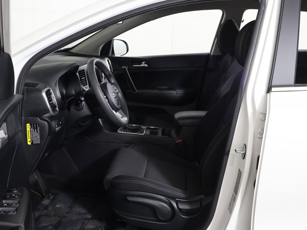 Used 2022 Kia Sportage LX image 21