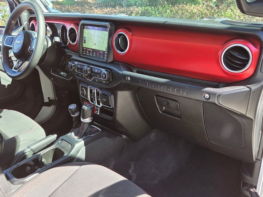 Used 2023 Jeep Wrangler Unlimited Rubicon image 16