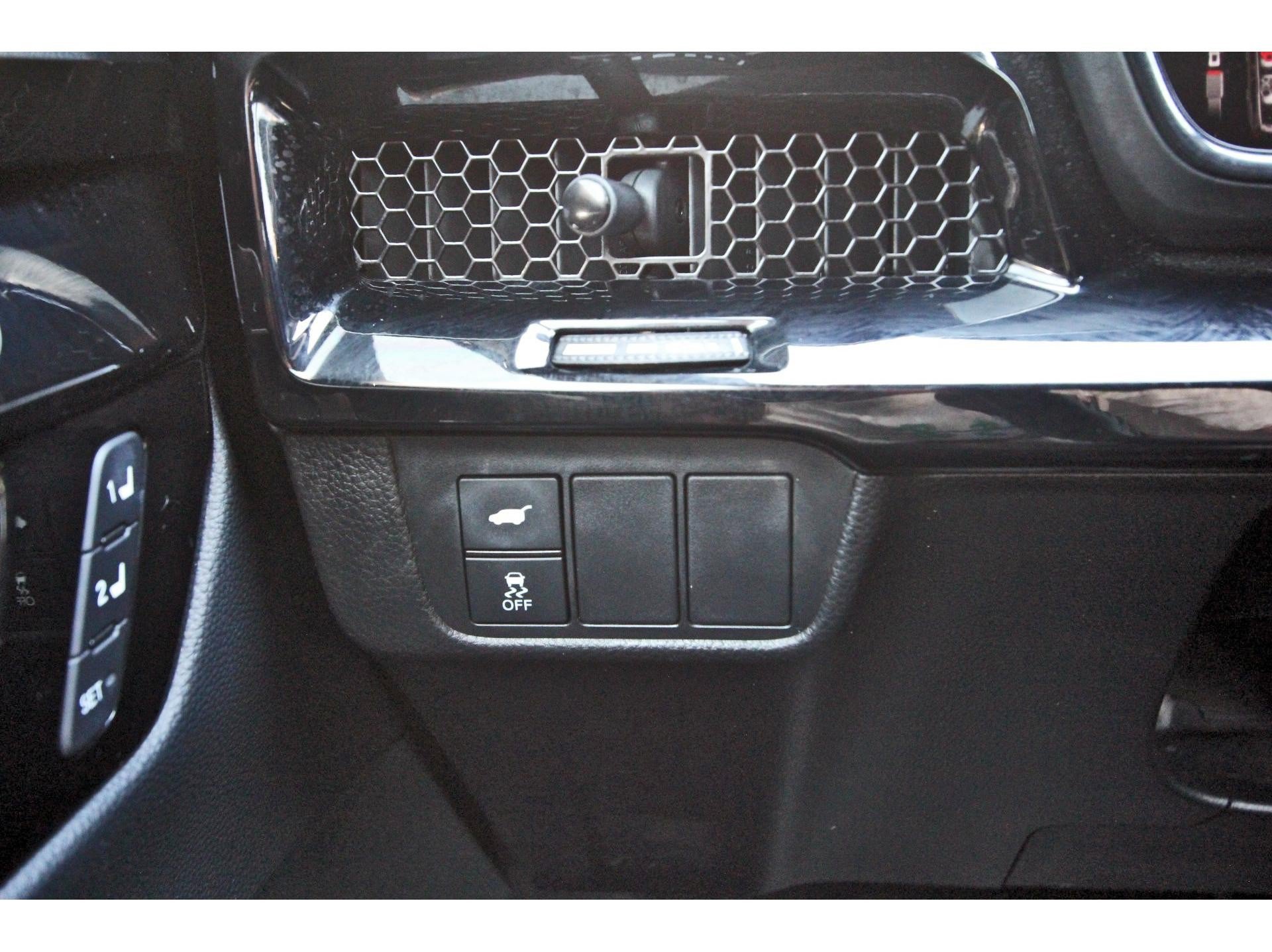 Used 2025 Honda CR-V Sport Touring image 22