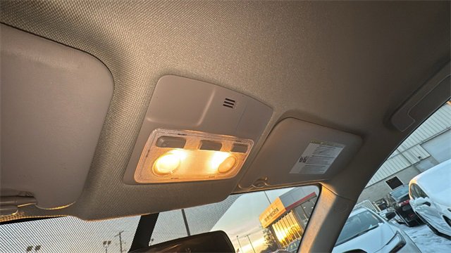 Used 2013 Toyota RAV4 LE image 22