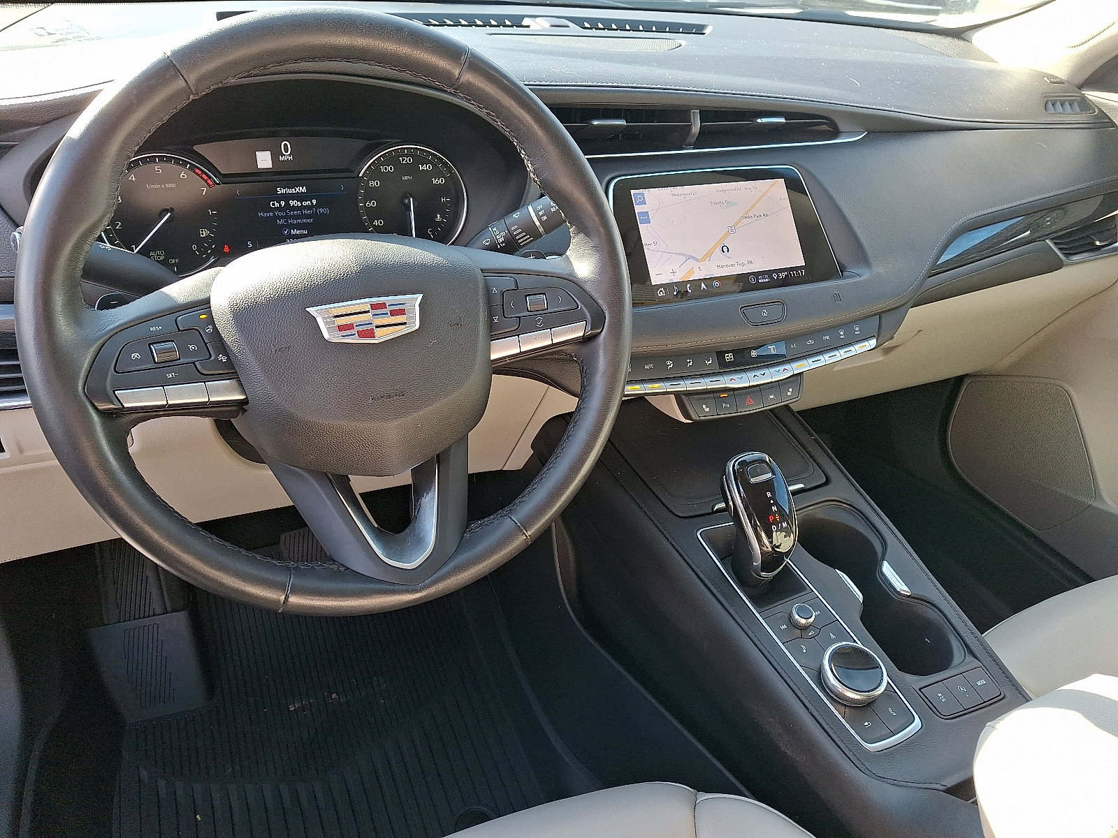 Used 2020 Cadillac XT4 Premium Luxury w/ Cold Weather Package image 15