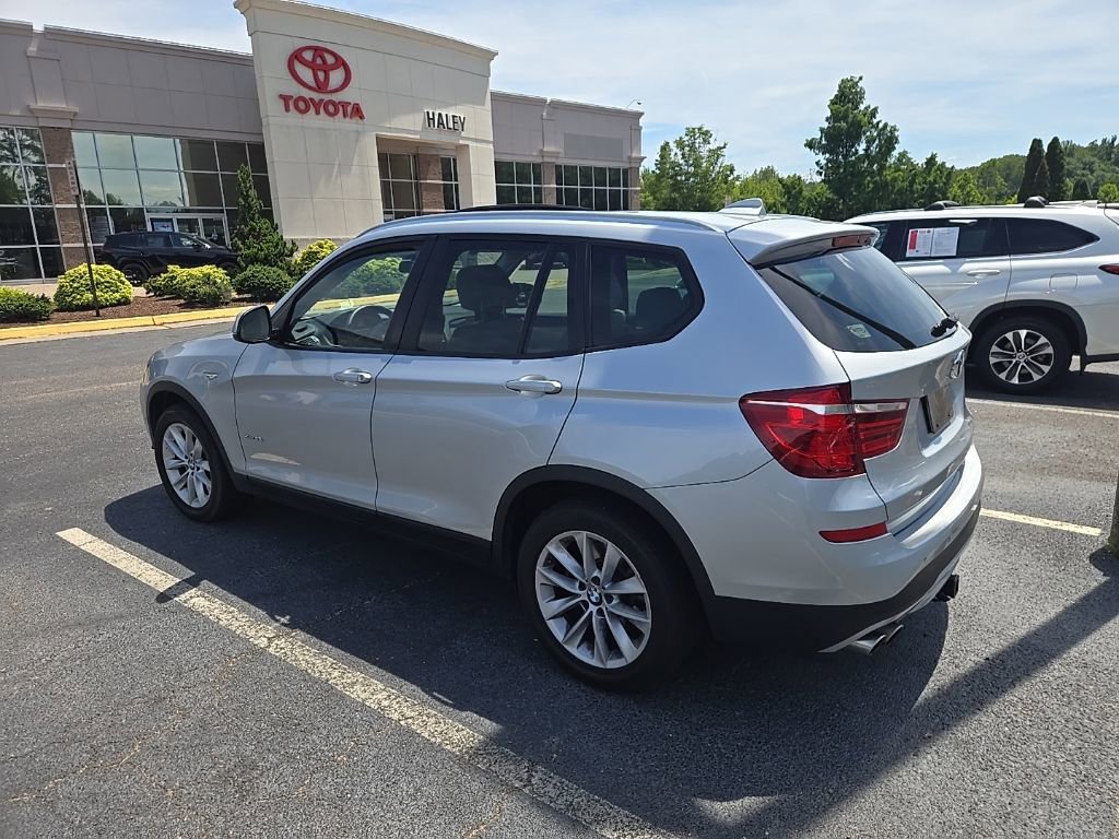 Used 2017 BMW X3 xDrive28i AWD/4WD image 4