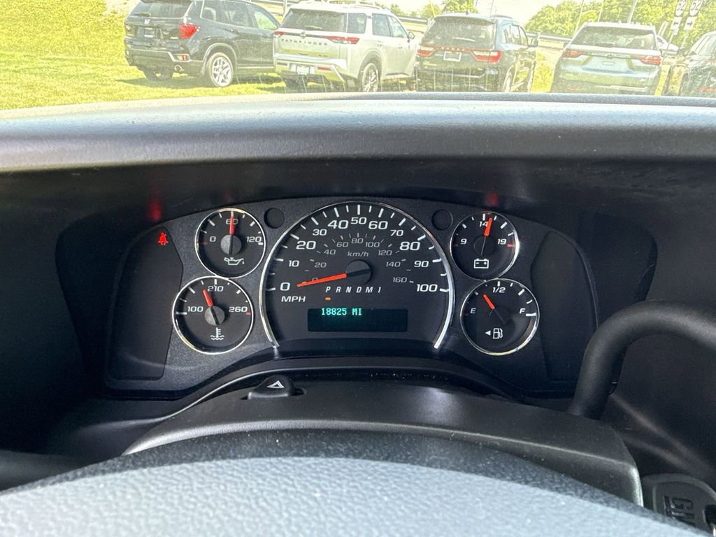 Used 2024 GMC Savana 2500 w/ Driver Convenience Package RWD image 23