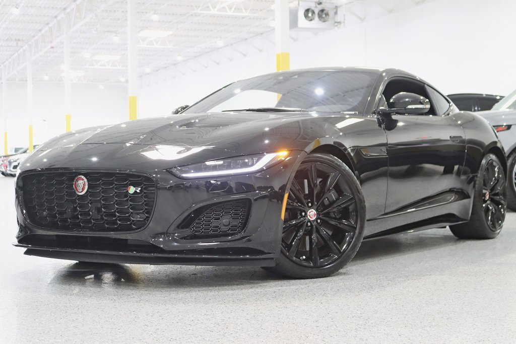 Used 2023 Jaguar F-TYPE R image 7
