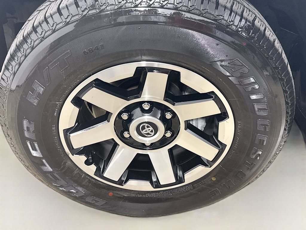 Used 2023 Toyota 4Runner TRD Off-Road Premium w/ Off Road Premium Plus Package AWD/4WD image 9