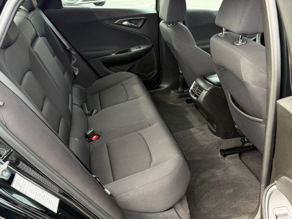 Used 2023 Chevrolet Malibu LT image 12