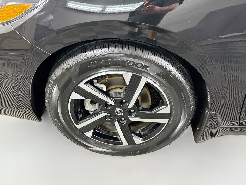 Certified 2025 Nissan Sentra SV w/ Trunk Package FWD image 32