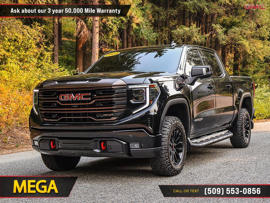 Used 2023 GMC Sierra 1500 AT4X image 2