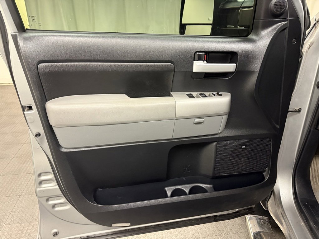 Used 2008 Toyota Tundra Limited image 25