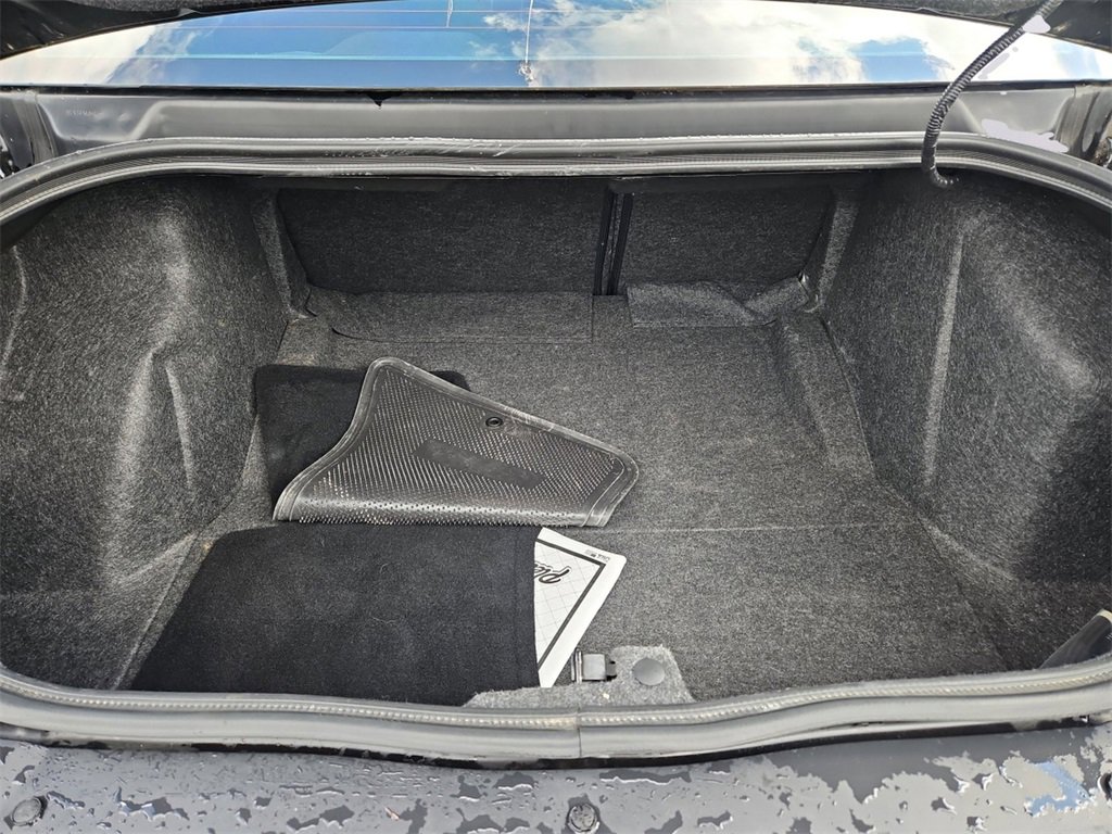 Used 2022 Dodge Challenger R/T w/ Blacktop Package image 31