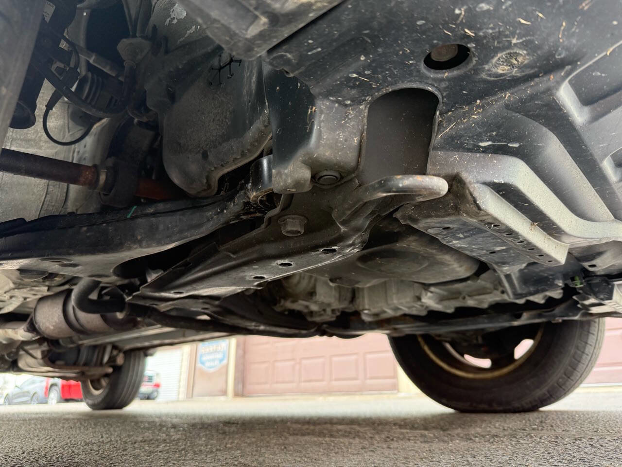 Used 2005 Honda CR-V LX image 33