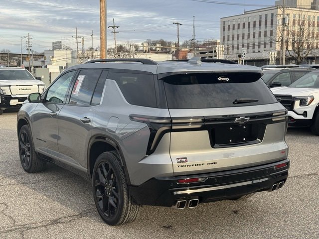 Certified 2024 Chevrolet Traverse RS w/ LPO, Floor Liner Package image 3