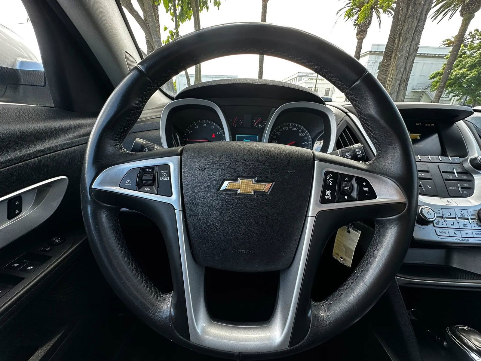 Used 2017 Chevrolet Equinox LT w/ Convenience Package FWD image 14