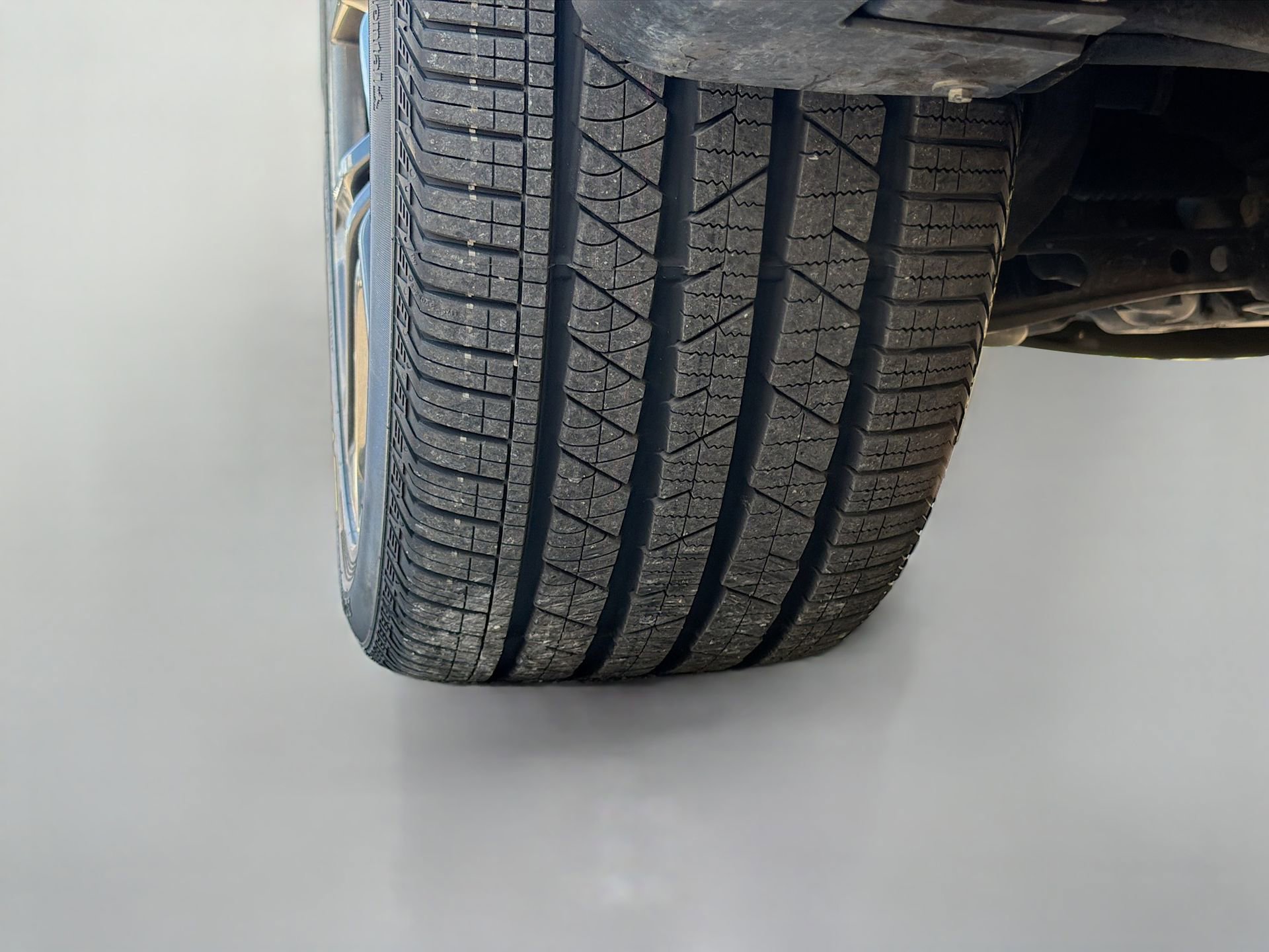 Used 2020 Land Rover Range Rover Sport SVR image 43